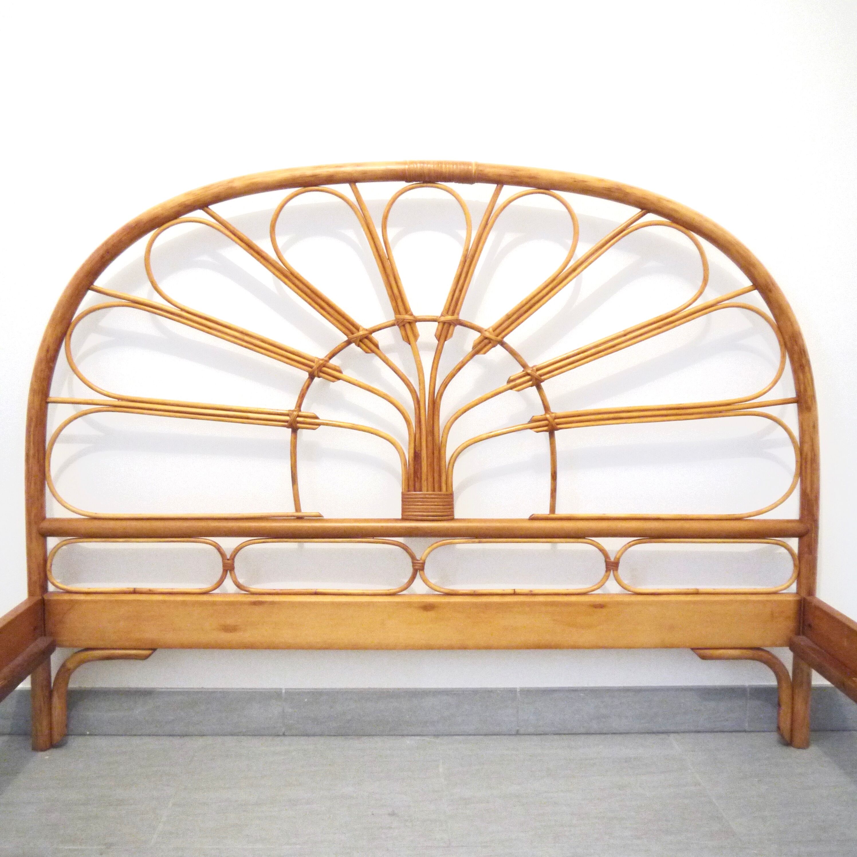 Bed rattan and bamboo