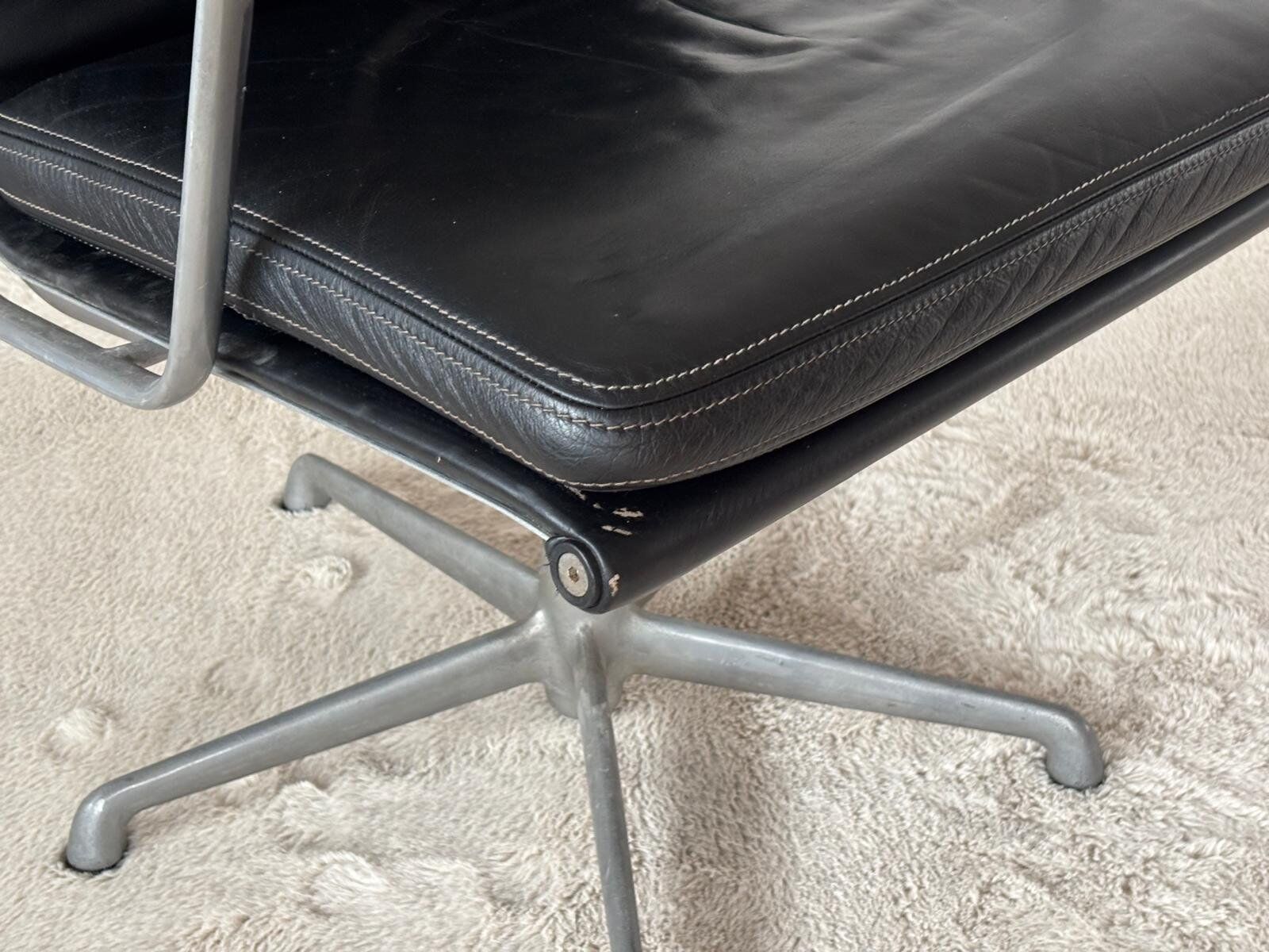 EA208 Soft Pad Chair by Charles and Ray Eames for ICF De Padova, 1973