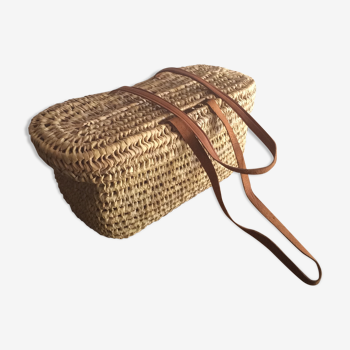 Basket wicker and leather