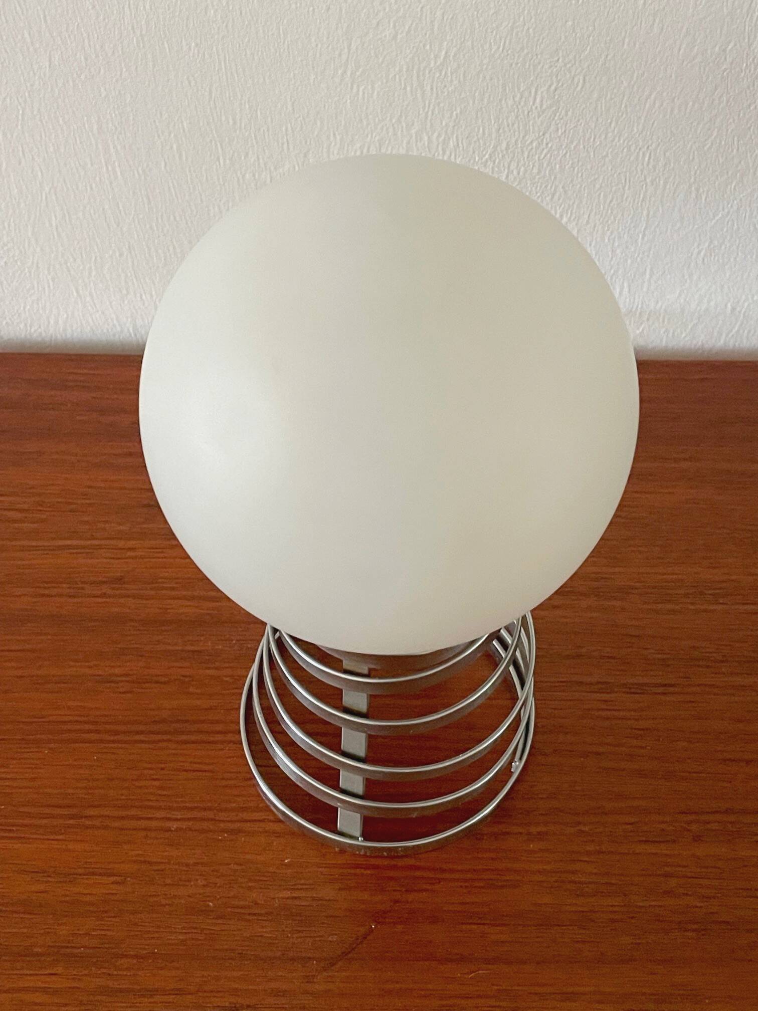 Vintage 1970s spring lamp