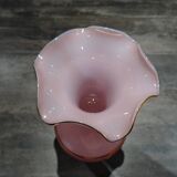 Vase in opaline