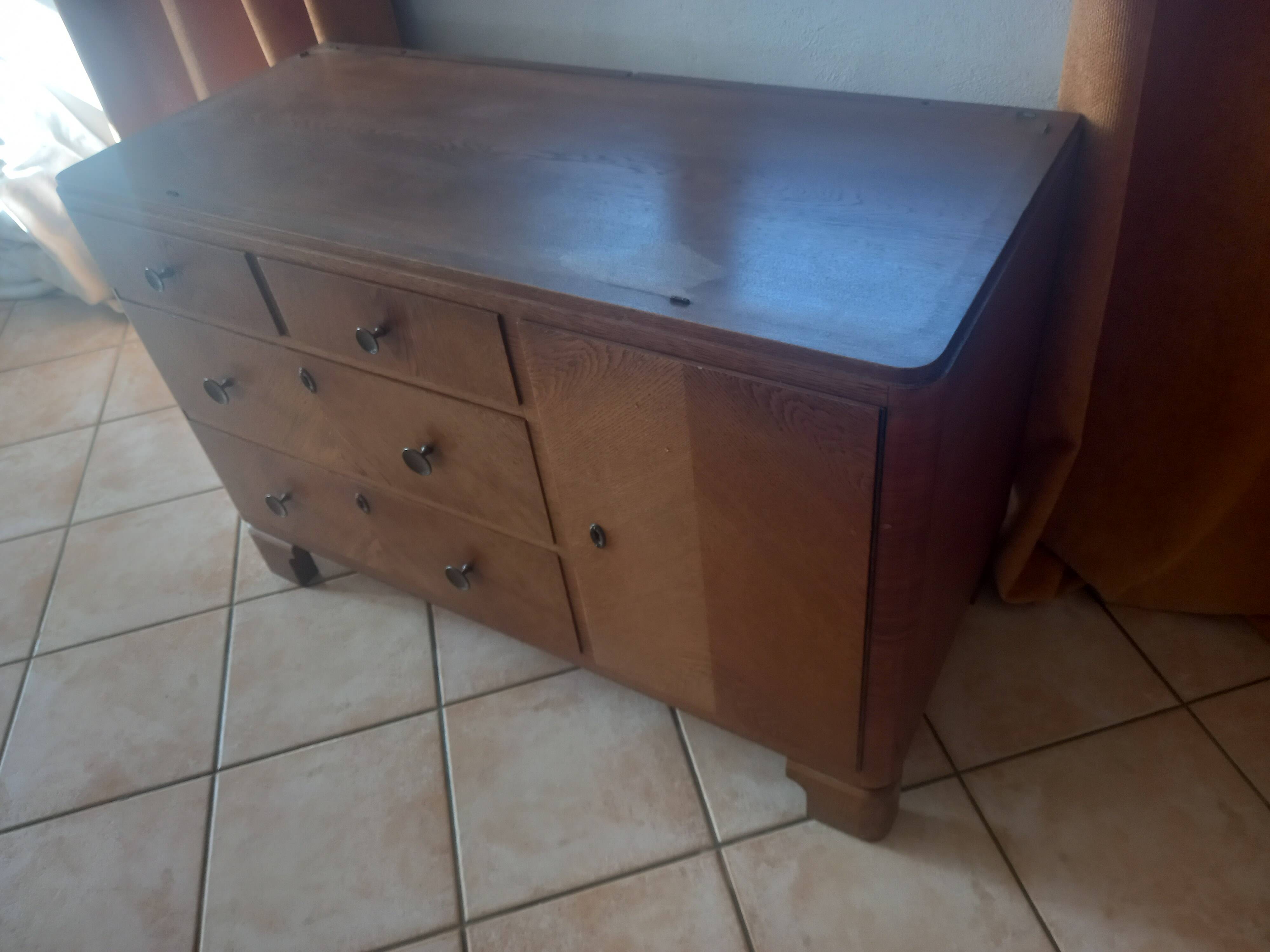 Art Deco commode
