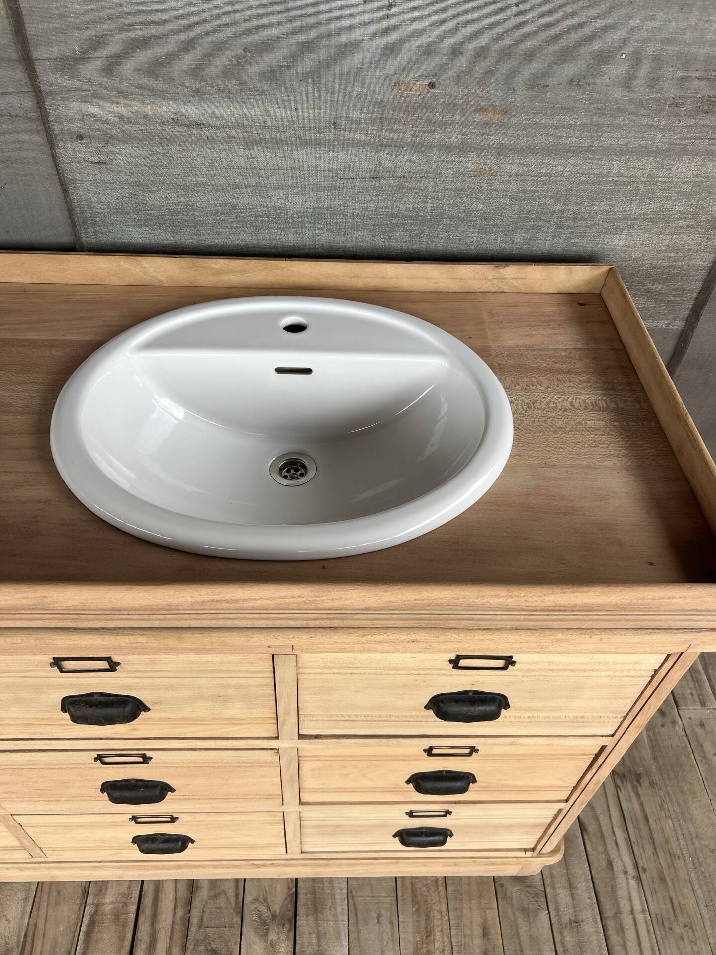 Furniture with 2 basins in raw wood