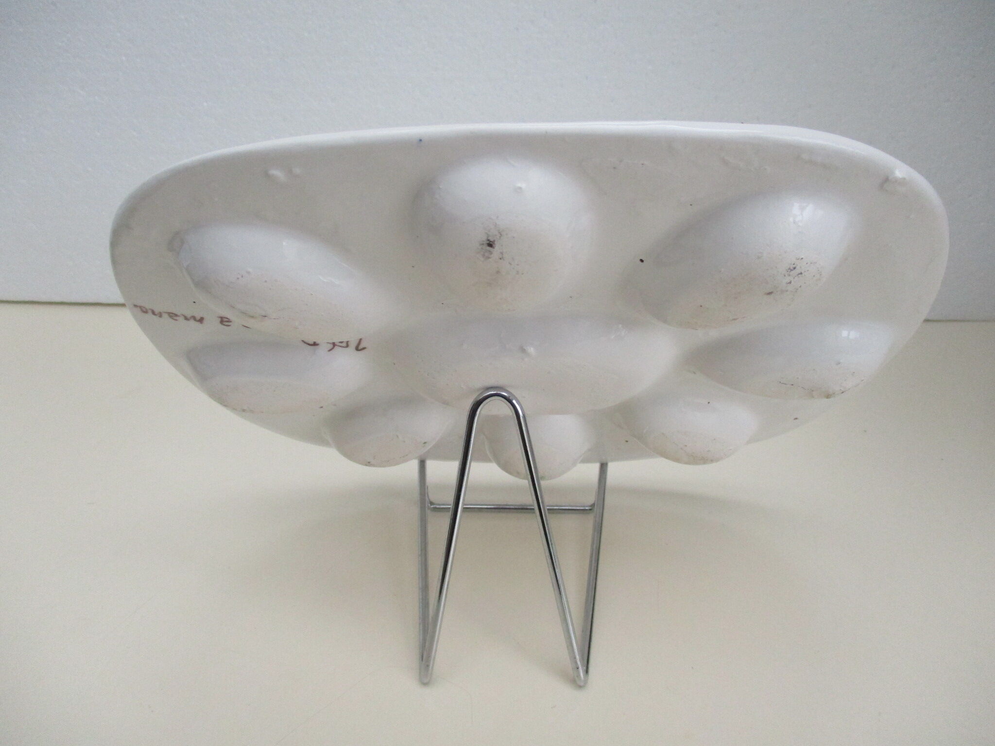 Ceramic egg dish