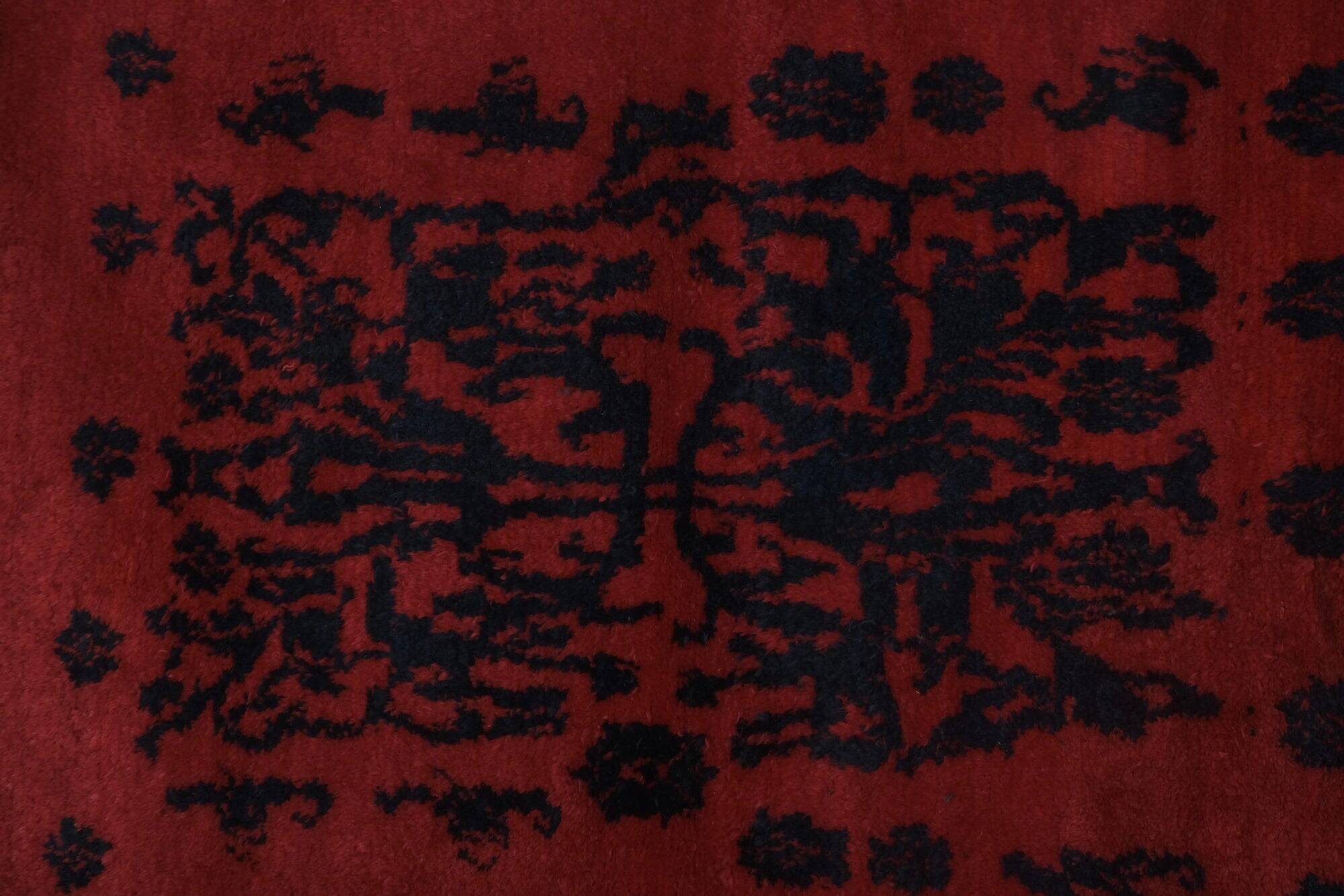 Vintage handmade Turkish rug 105x139 cm