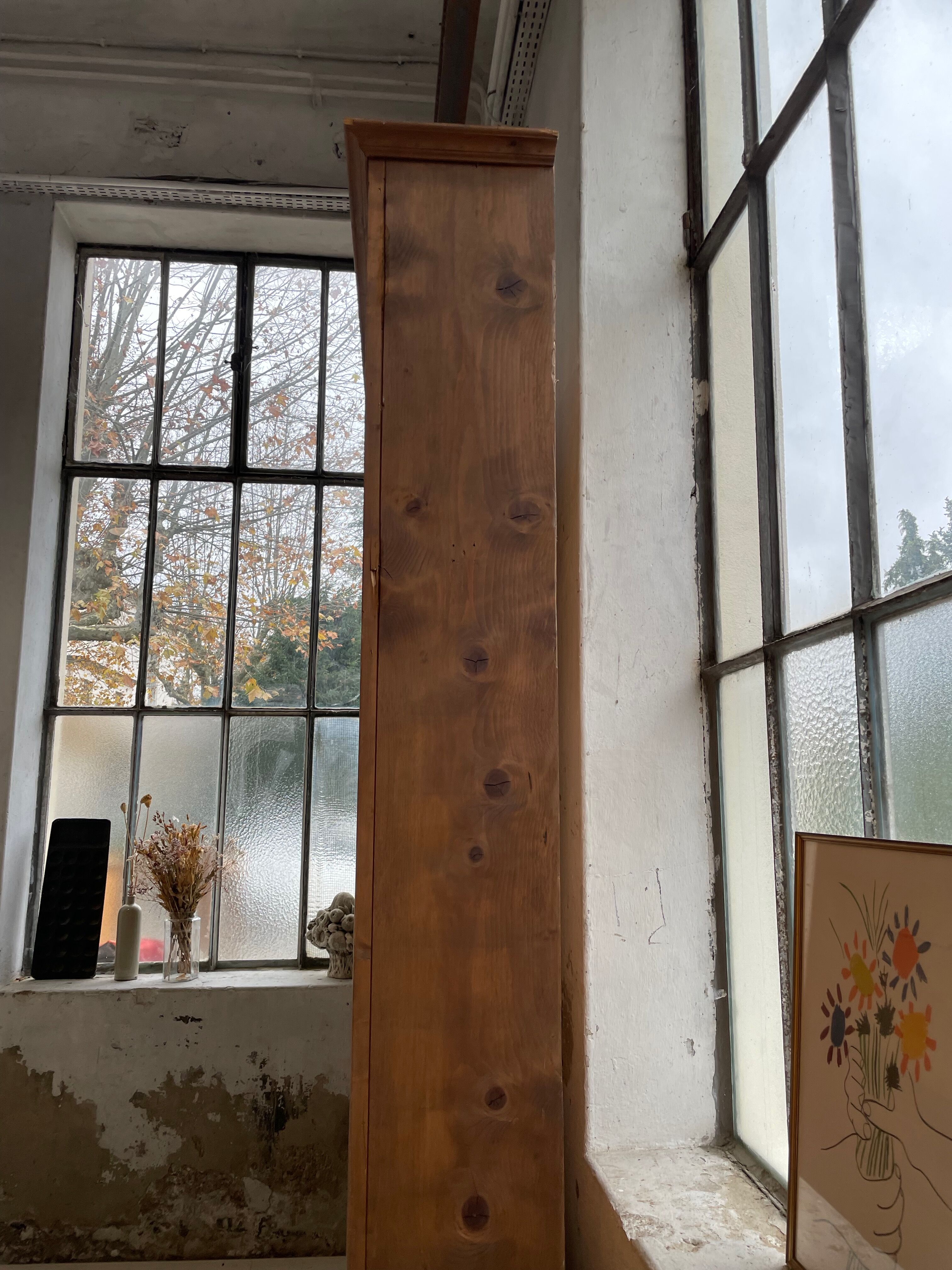 XXL library furniture pharmacy trade