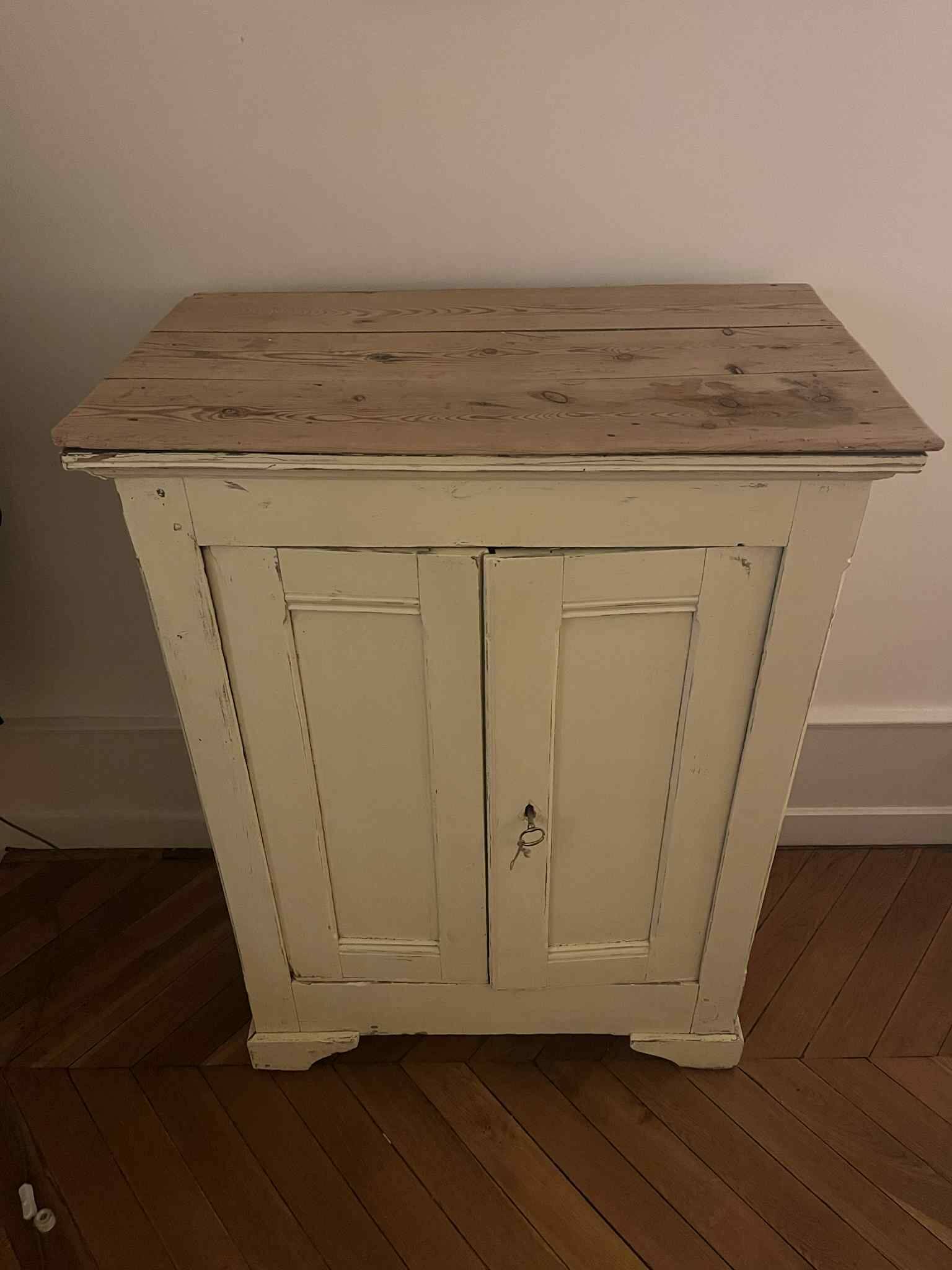 Rustic/vintage buffet