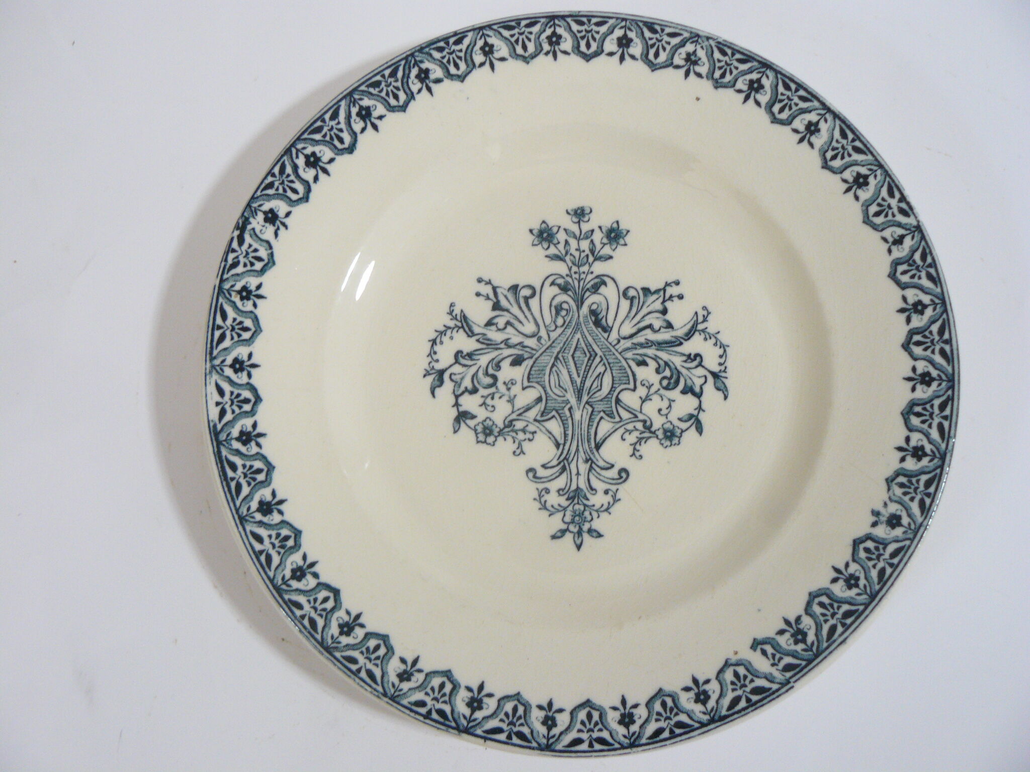 Lot of 4 flat plates Iron Earth, Alhambra model of Salins