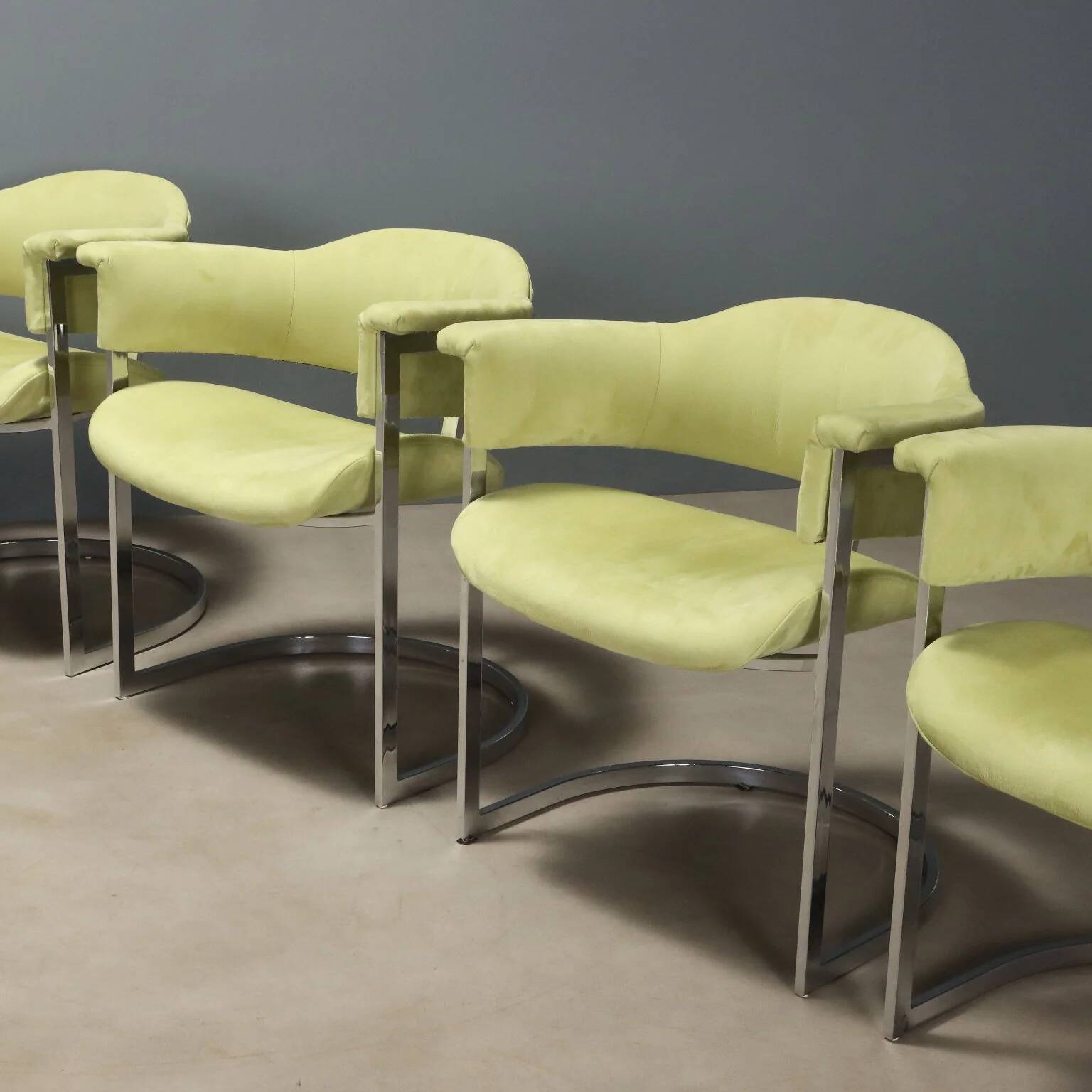 Chaises vintage Saporiti design Vittorio Introini en tissu années 1970