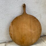 Round cutting board