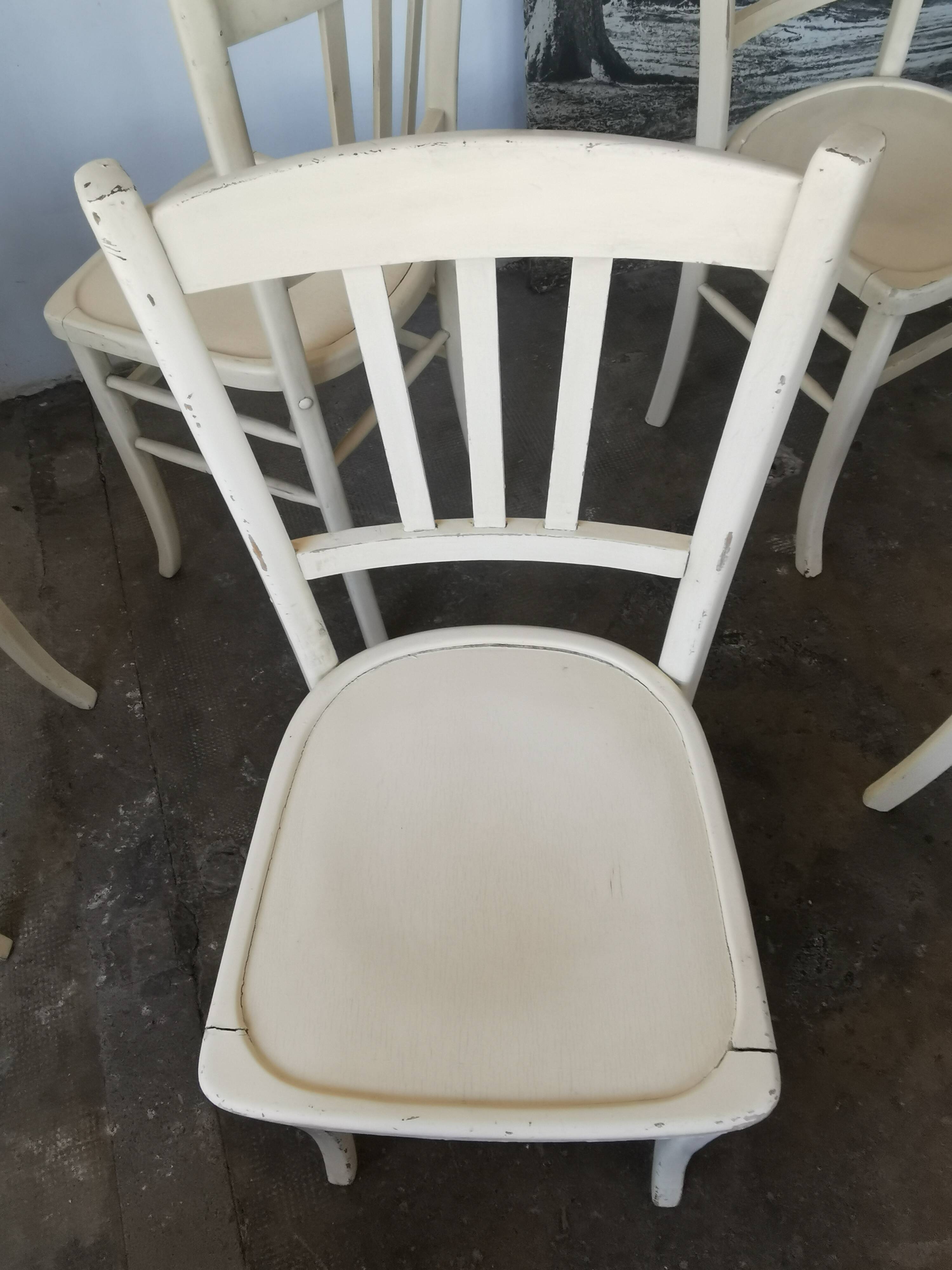 Set de 6 chaises bistrot vintages blanches