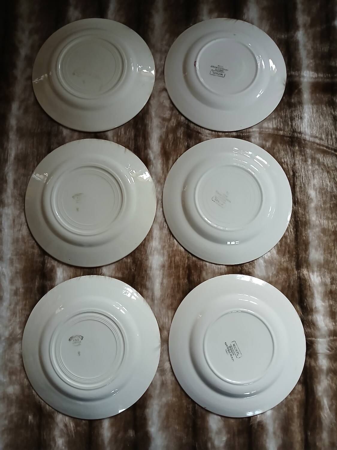 6 mismatched antique flat plates