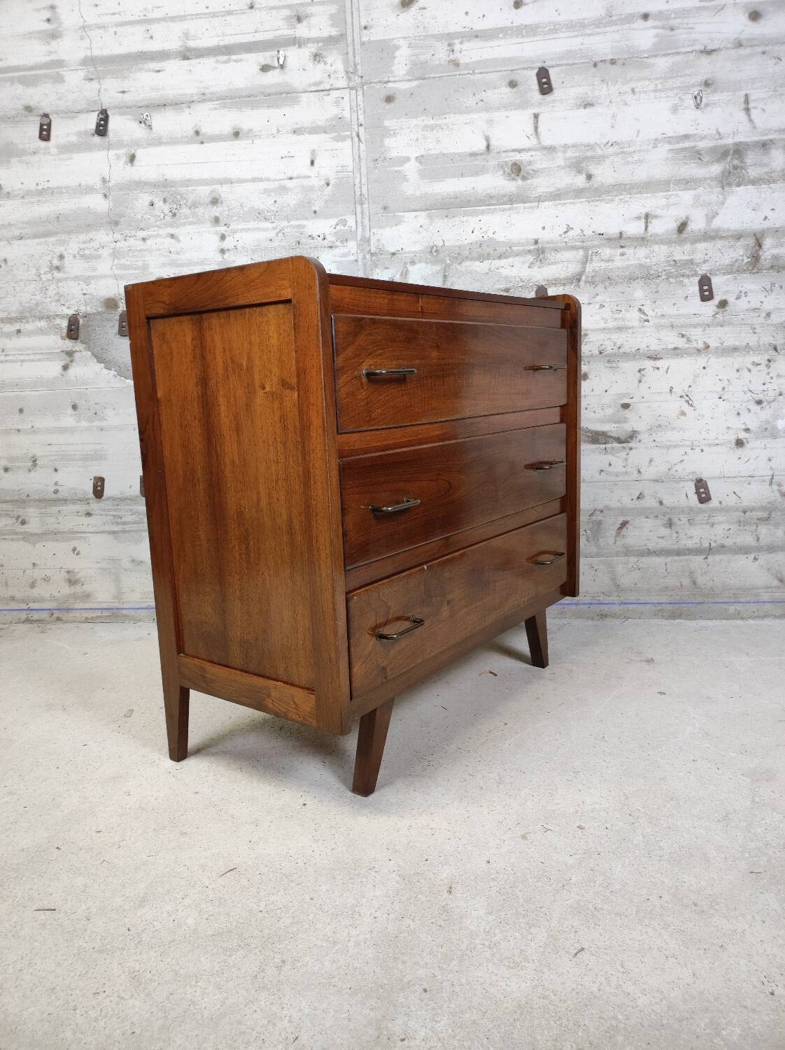 Commode vintage