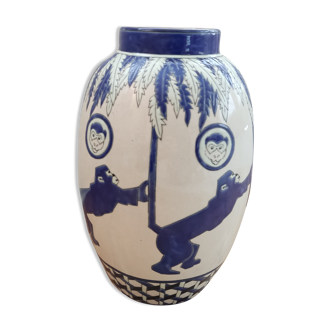 Round vase of monkeys "Keralouve"