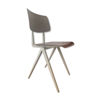 Chair s16 by Galvanitas