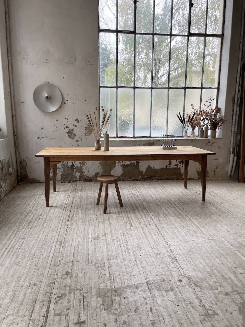 Farmhouse table with spindle legs 2.50m