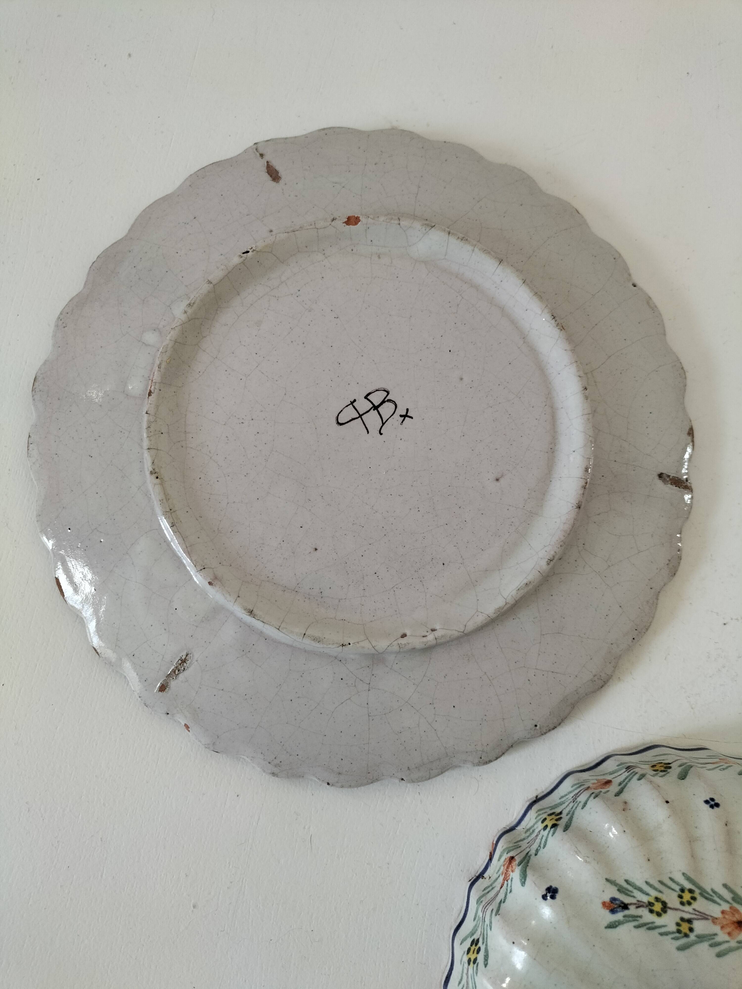 Covered cheese dish in Quimper earthenware – late 19th, early 20th century