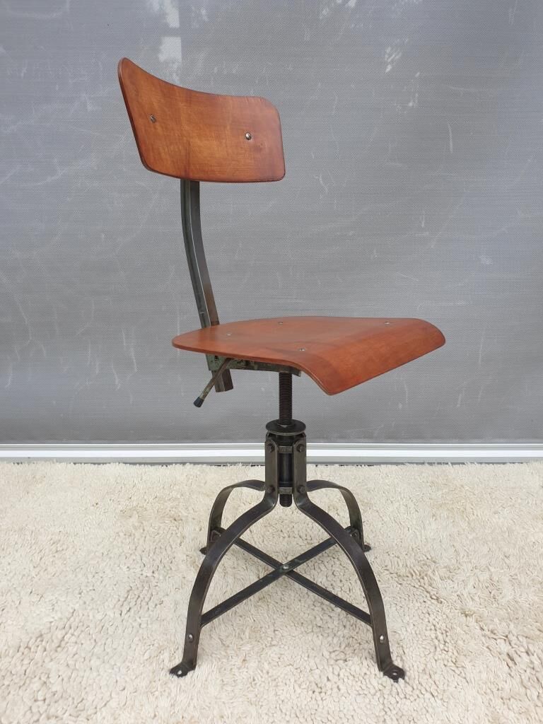Chaise d'atelier Bienaise