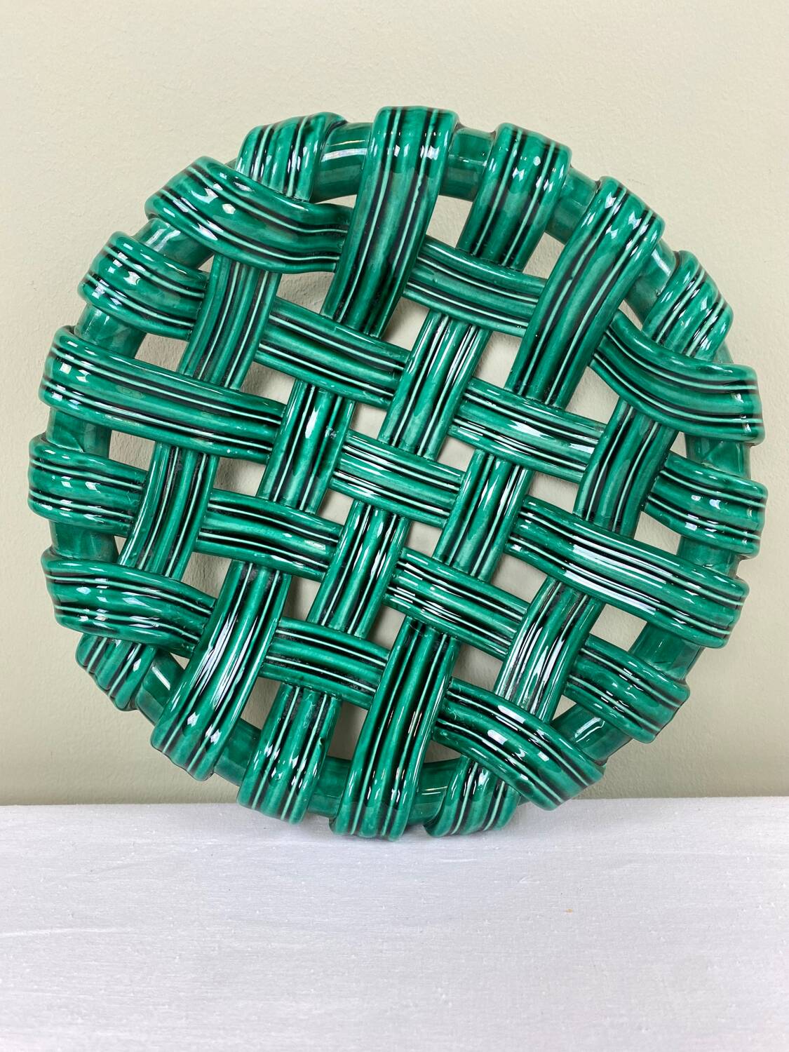 Braided ceramic cup