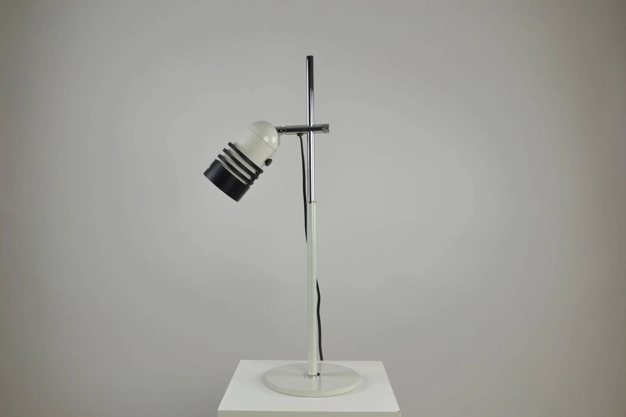 Lampe de table ou de bureau "Minor" par Stig Ahlström et Clas Kock pour Ateljé Lyktan, Suède, 1982