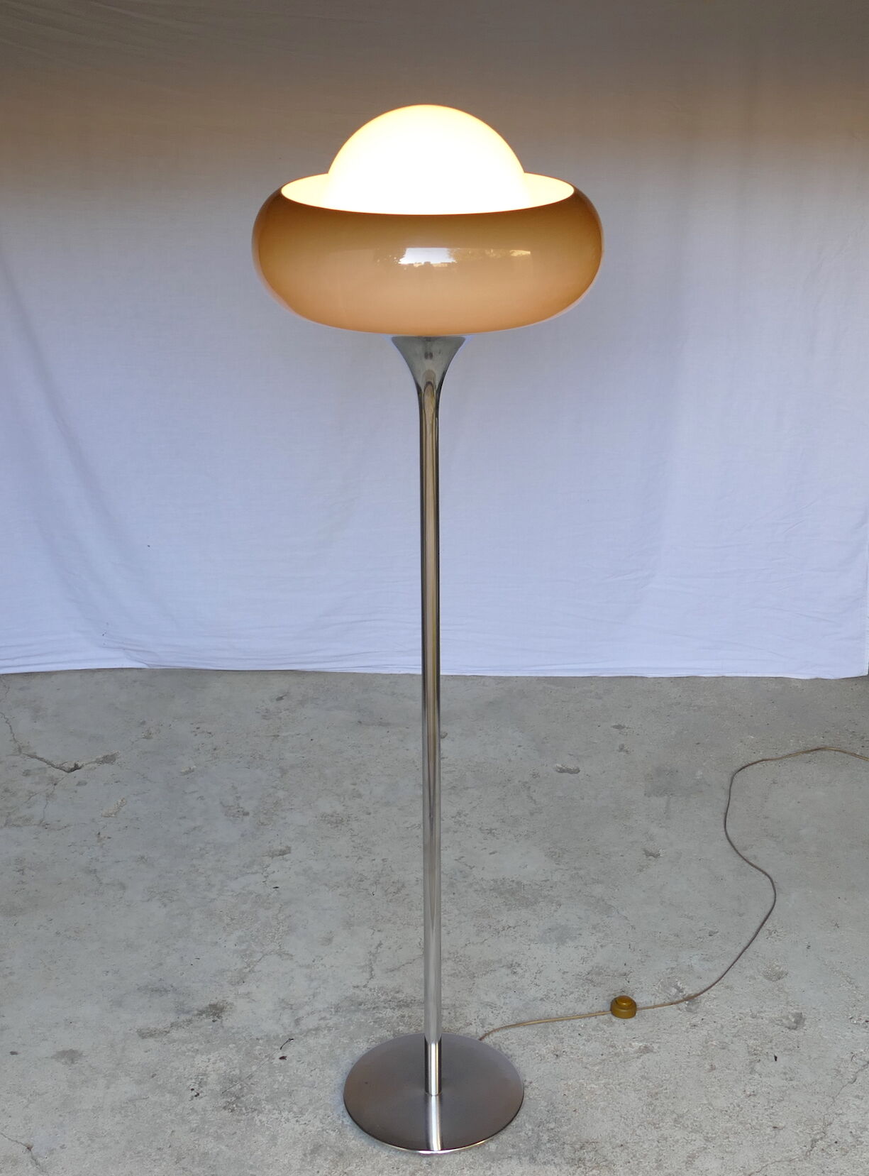 Floor lamp Harvey Guzzini 1960