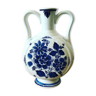 Delft porcelain vase