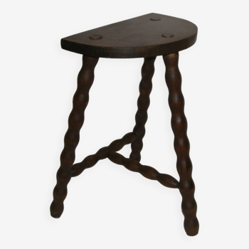 Country tripod stool
