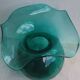 Vase en verre soufflé vert