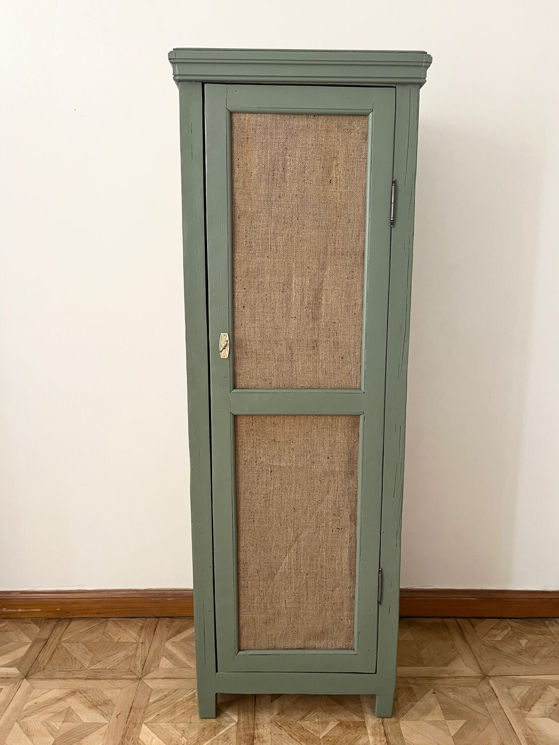 Small green cupboard celadon and jute