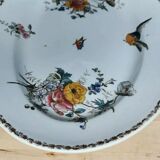 Decorative dish old earthenware