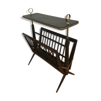 Magazine holder