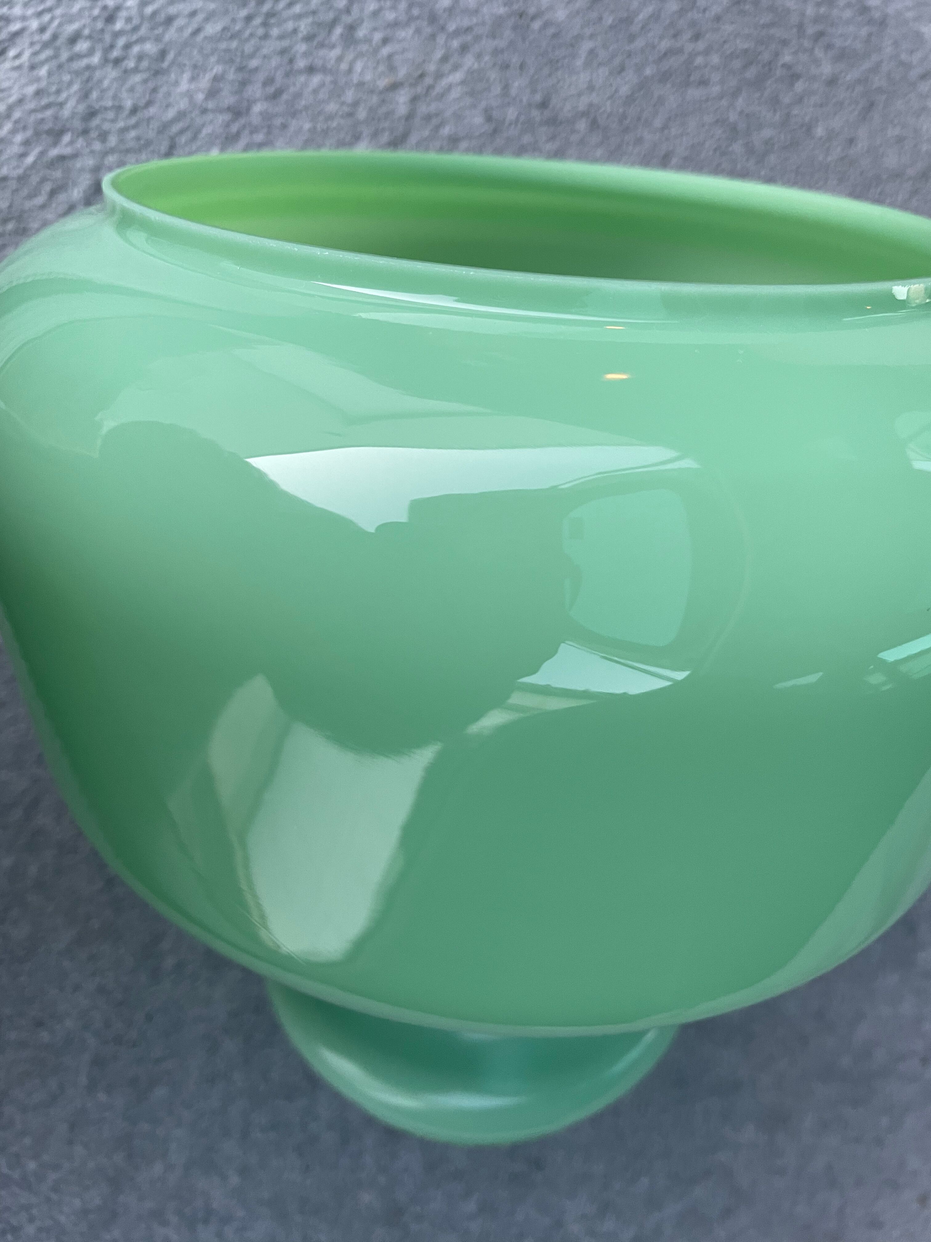 Opaline green globe mint 70s