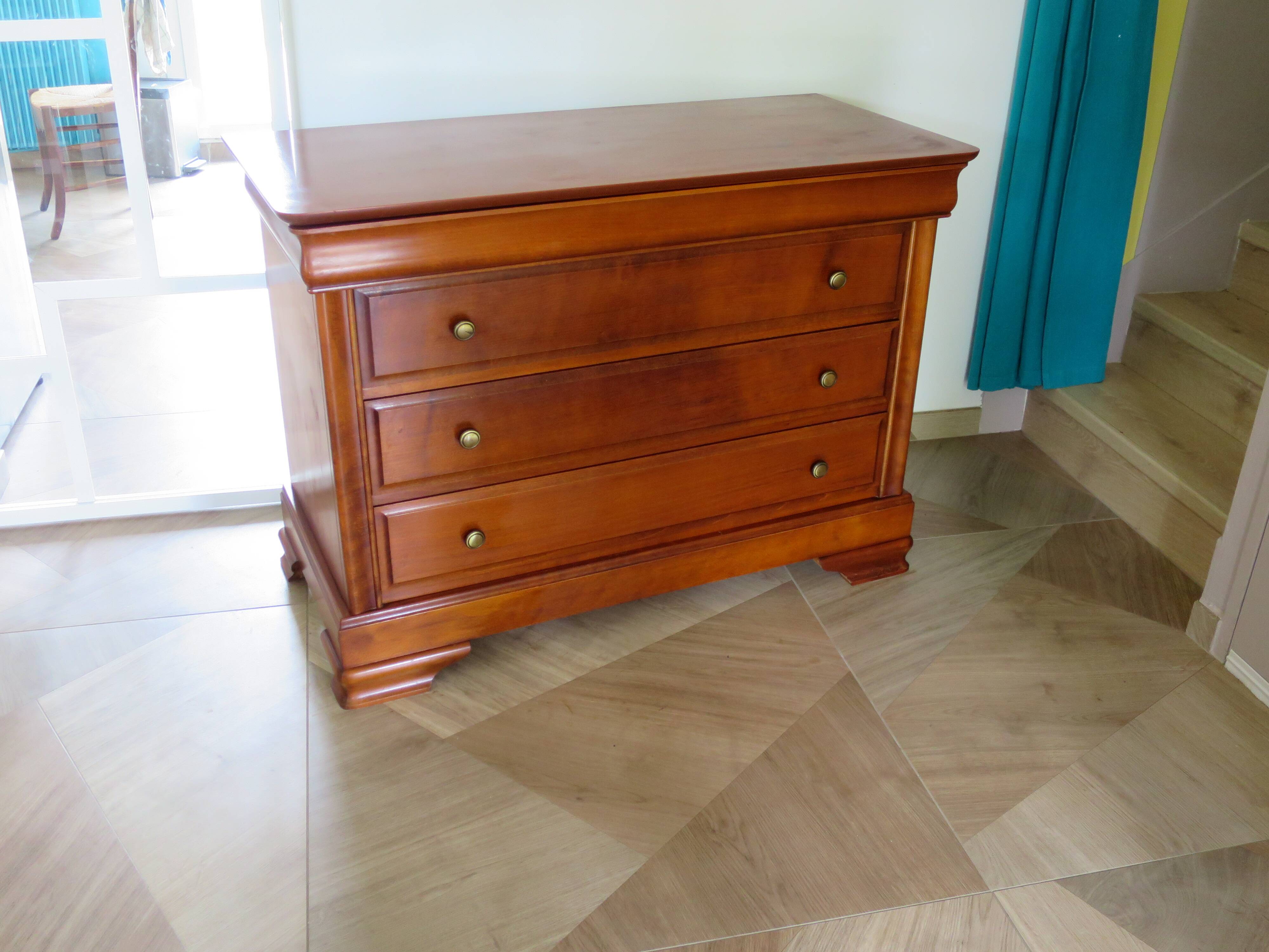 Cherry wood ogee chest of drawers - 4 drawers - 80s - long chest of drawers - Louis Philippe style