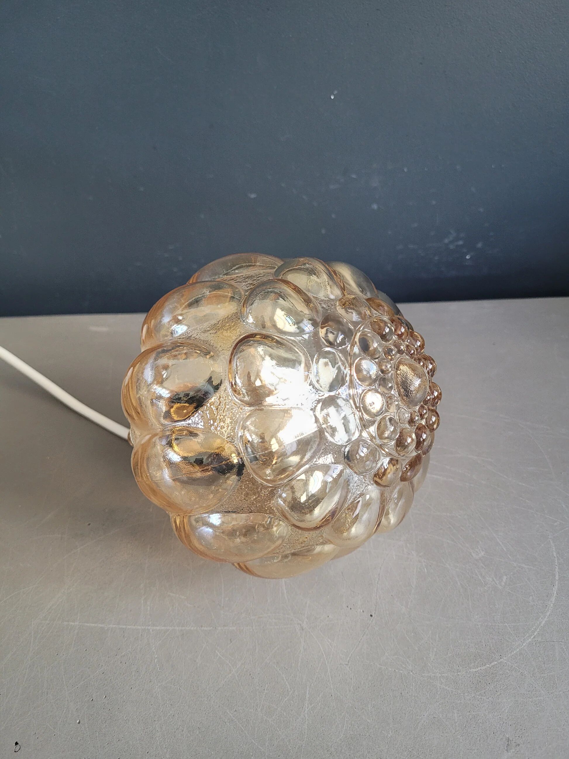 Vintage amber moulded glass pendant - Ref 888