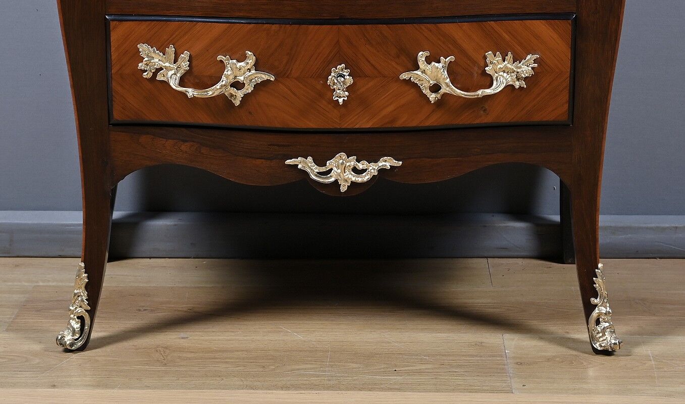 Small marquetry chest of drawers, Louis XV style – mid 19th century