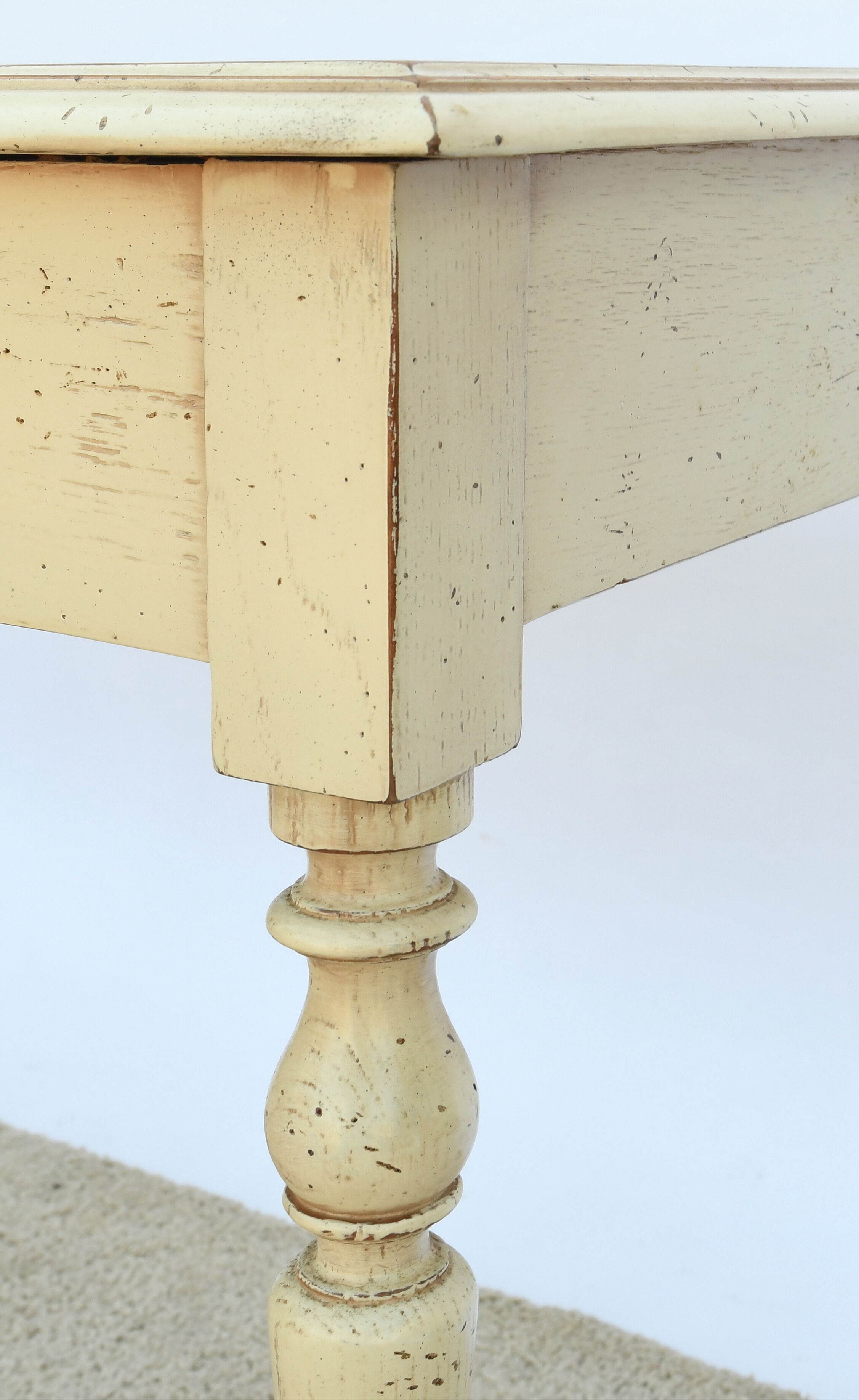 Table bureau en bois laqué