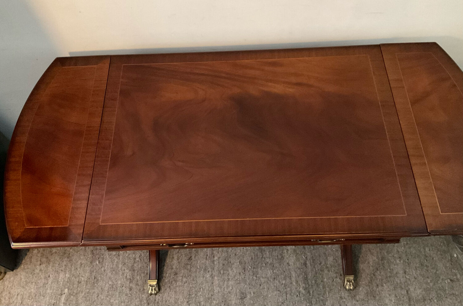 Old English desk Heldense in mahogany