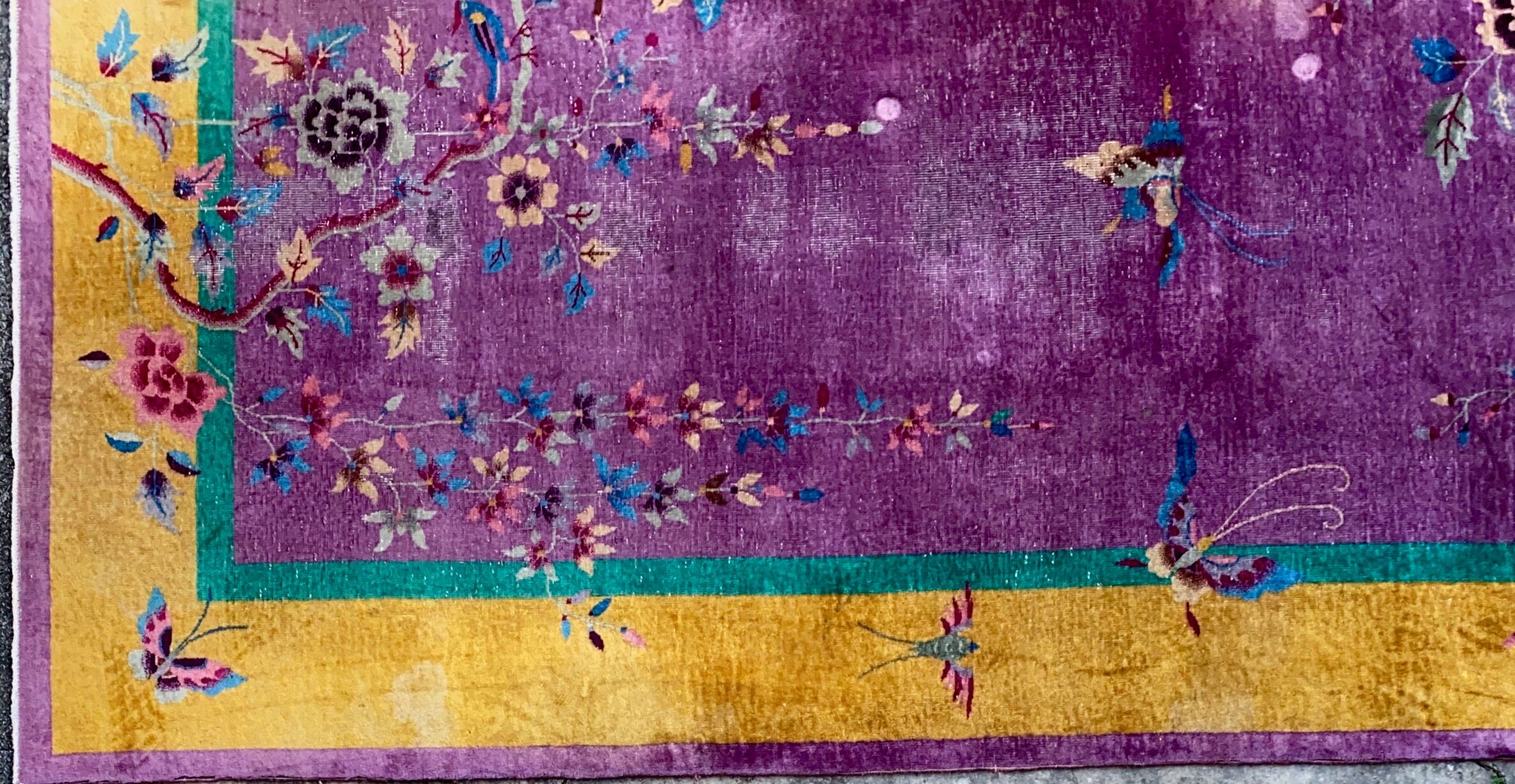 Chinese carpet in pure wool. Old 1920 . 272cm x 342cm