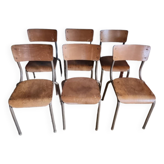 6 vintage school chairs