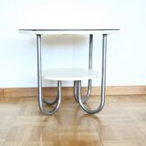 Functionalist coffee table