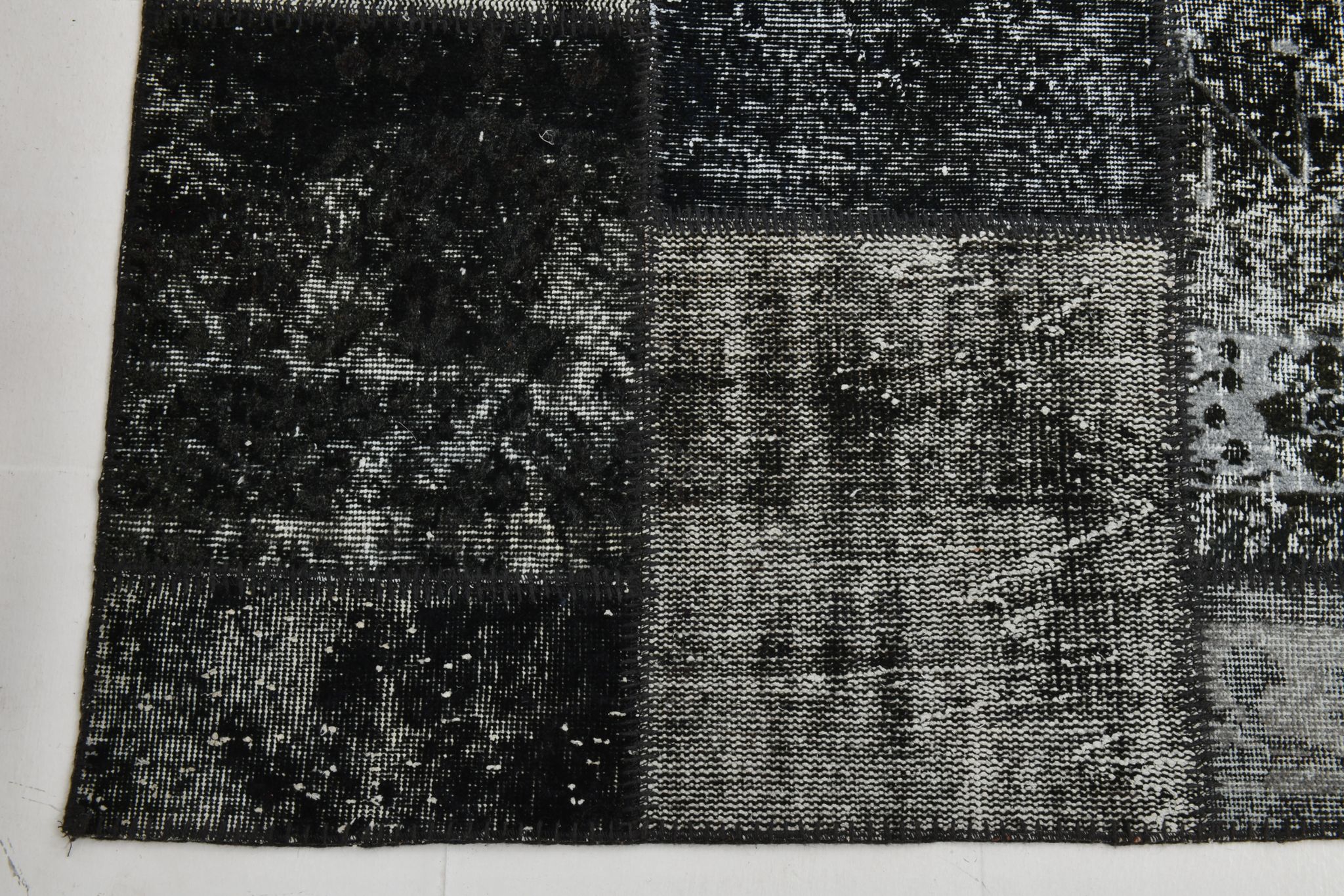 Tapis oriental blanc & noir 311x213