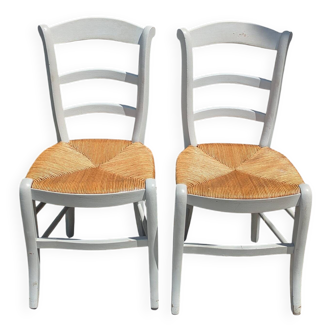 Paire de chaises paillées