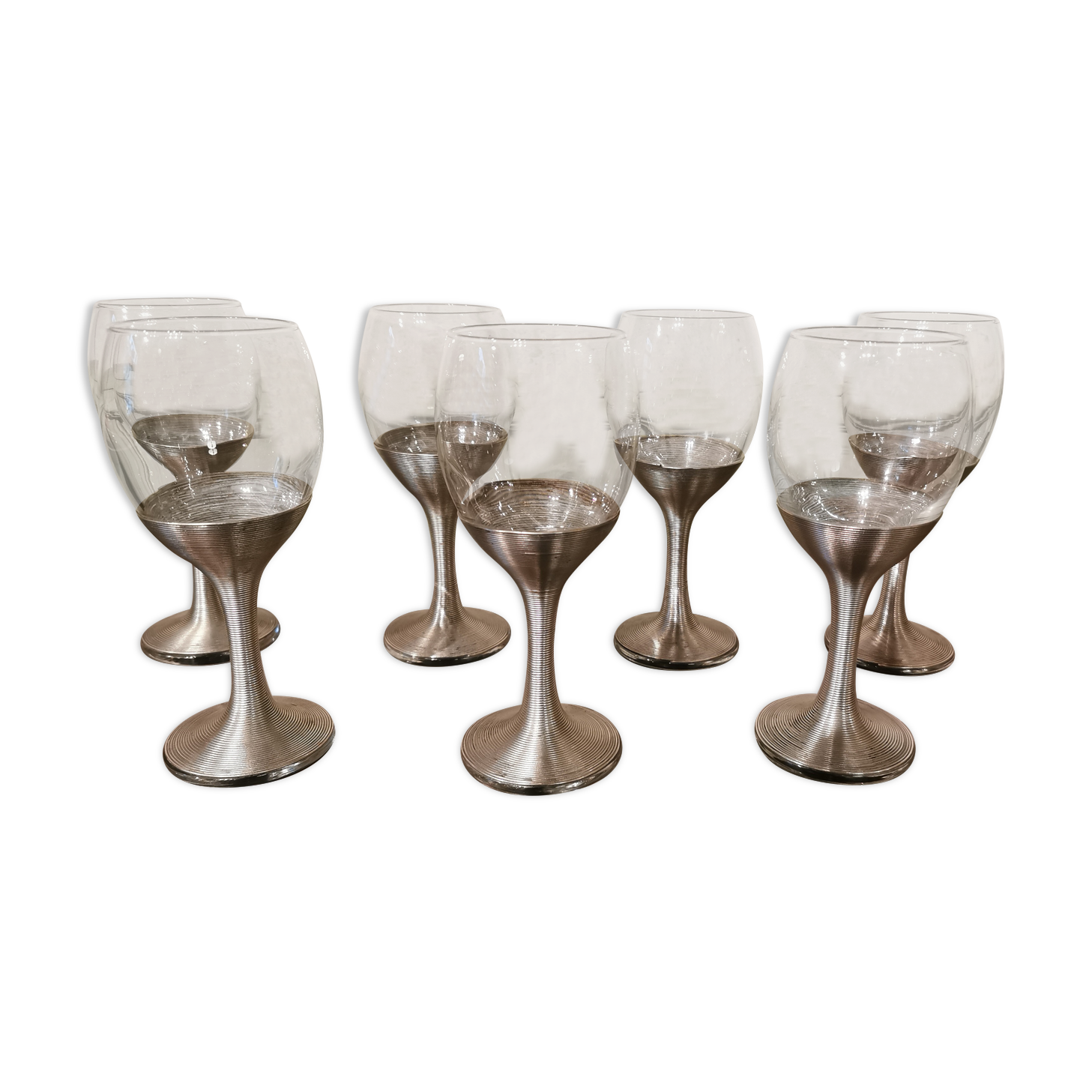 Suite de 7 verres à pied en Maillechort