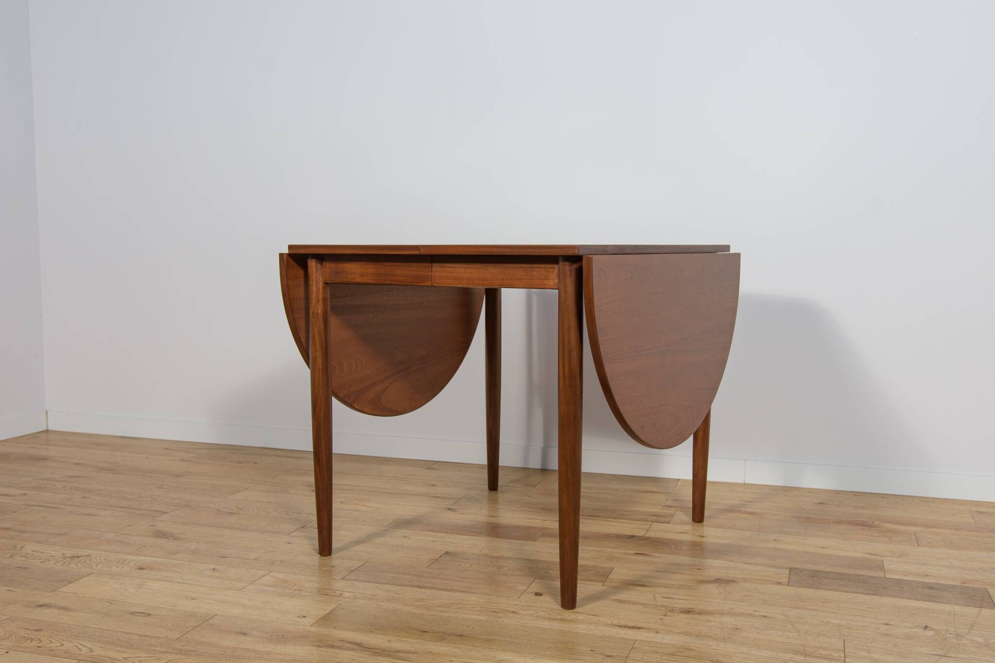 Table à manger extensible en teck et palissandre des années 1960, Danemark.