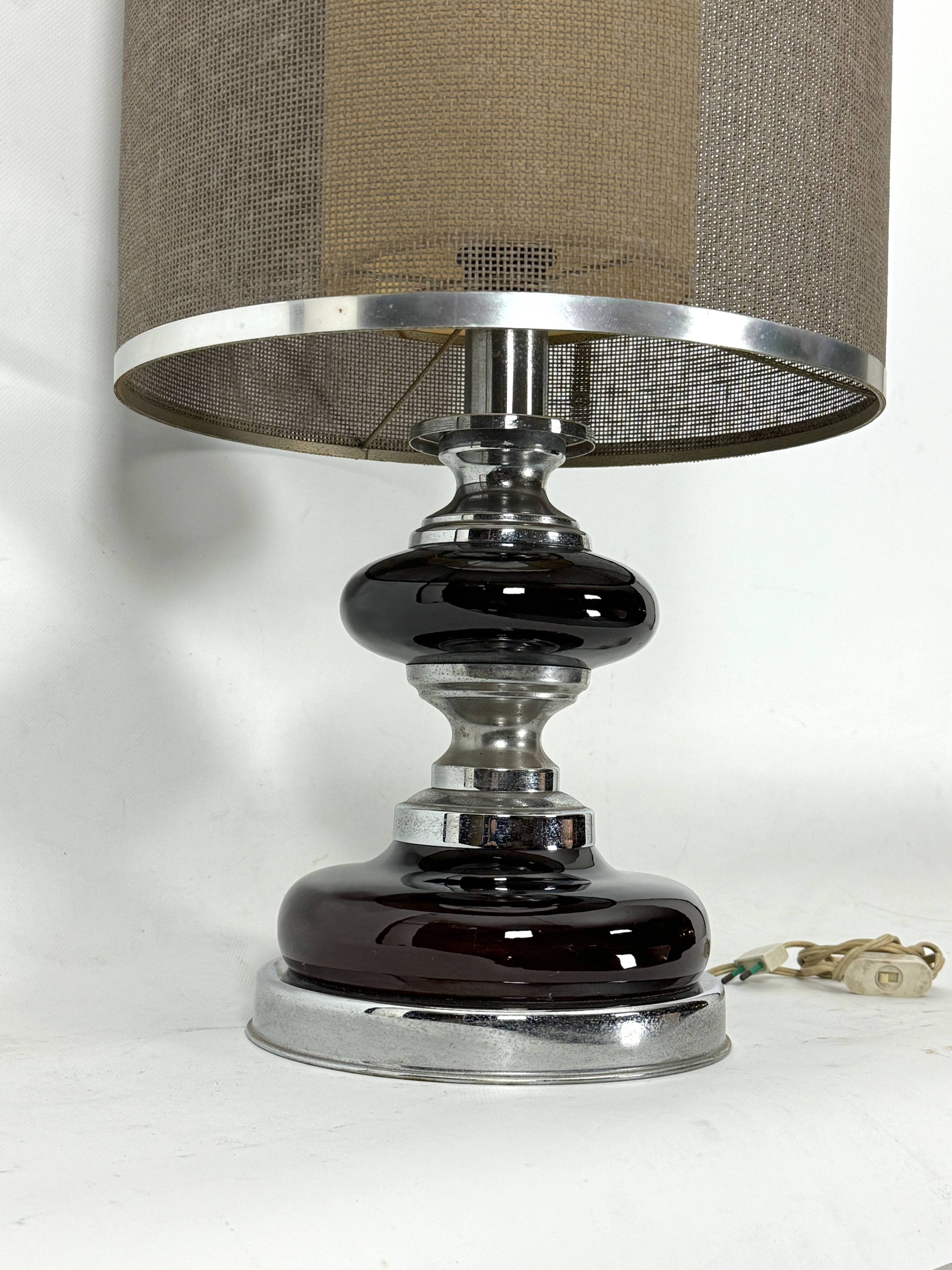 Space age Table lamp in chrome and lacquer. Italy 1970s