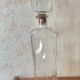 Carafe verre moulée