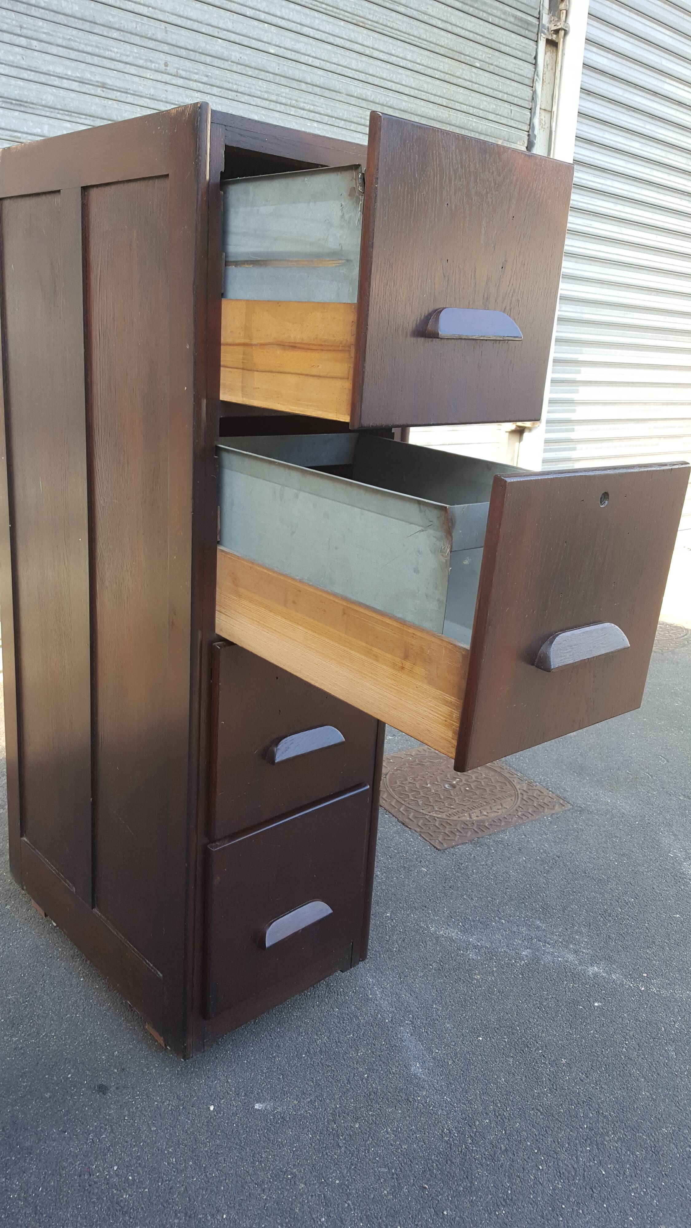 Old locker administrative years 50