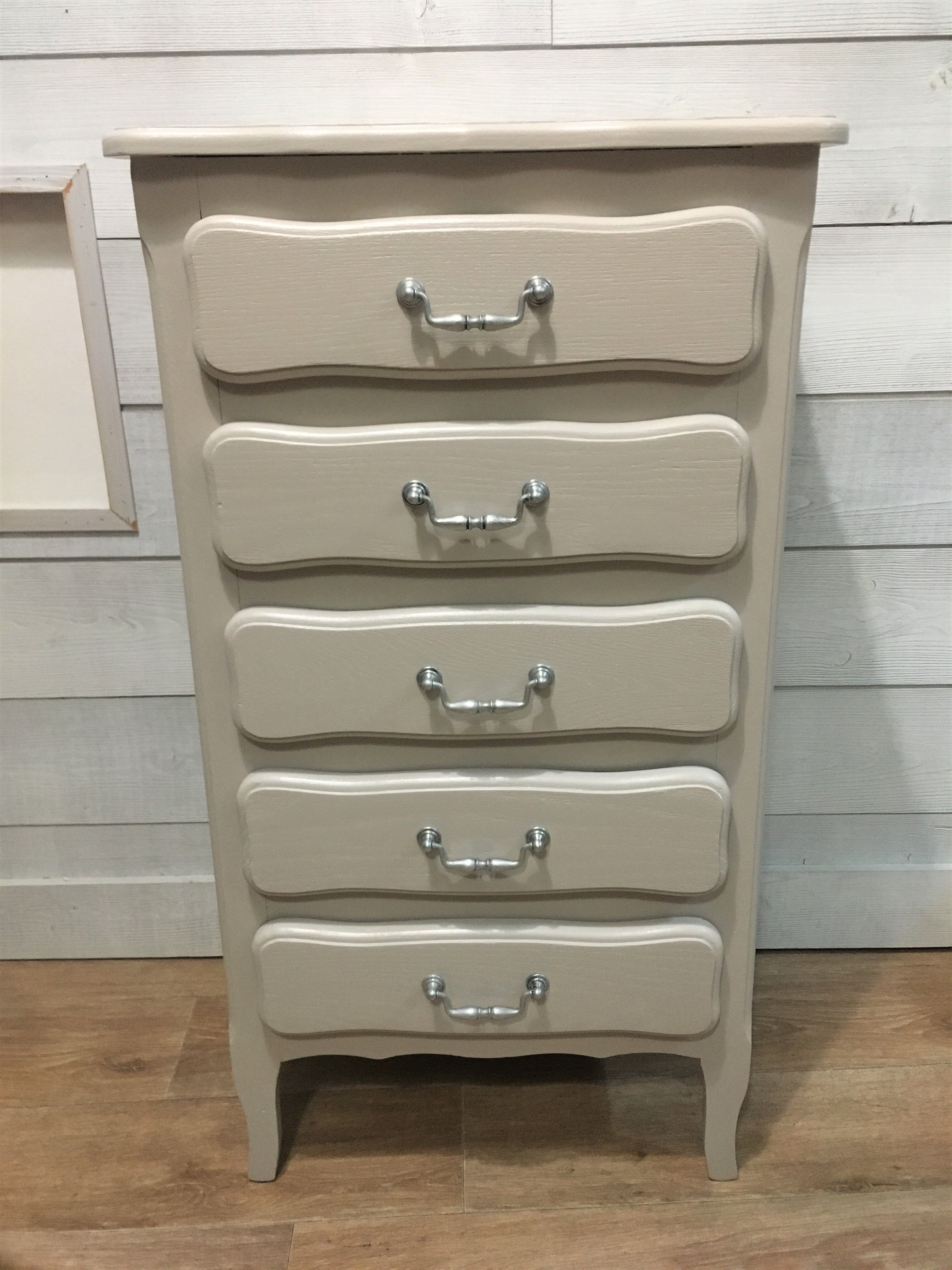 Grey dresser