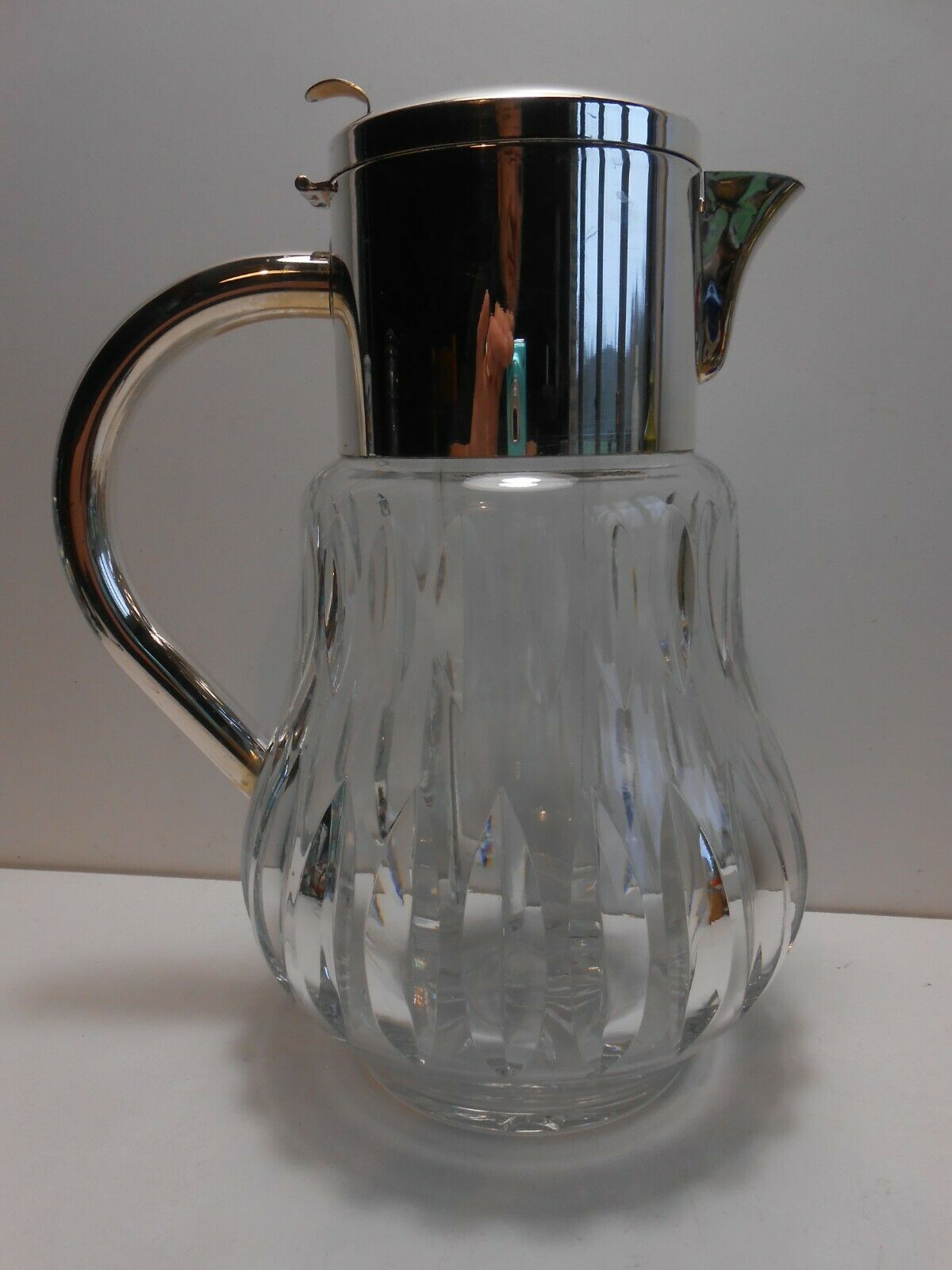 Carafe a vintage crystal orangeade