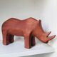 Rhinocéros résine terracotta